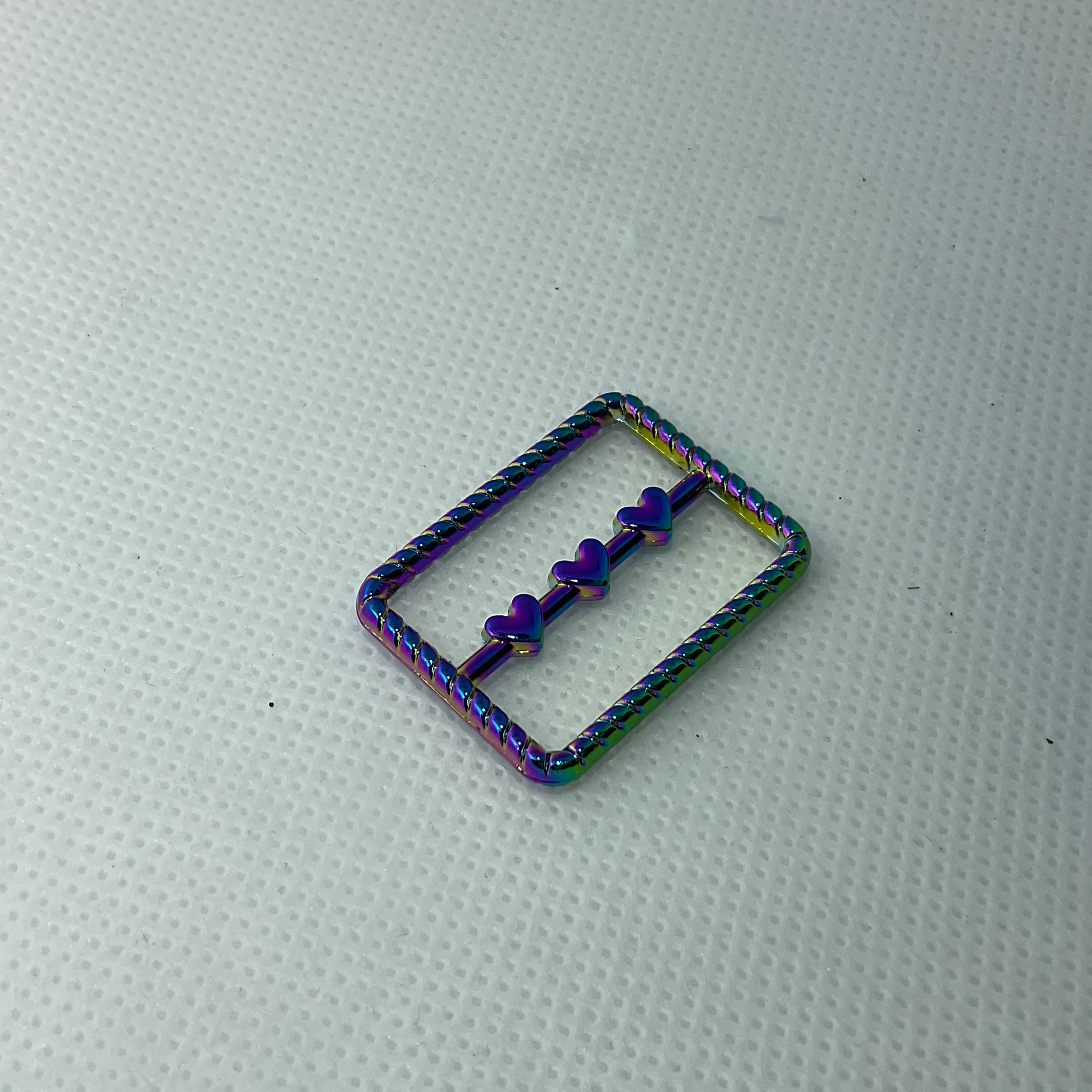 25mm Rainbow Holographic Heart Fixed Strap Slider