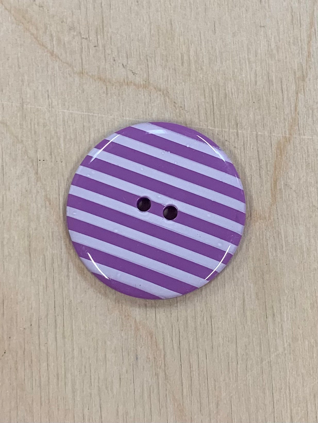 35mm Striped Plastic Buttons