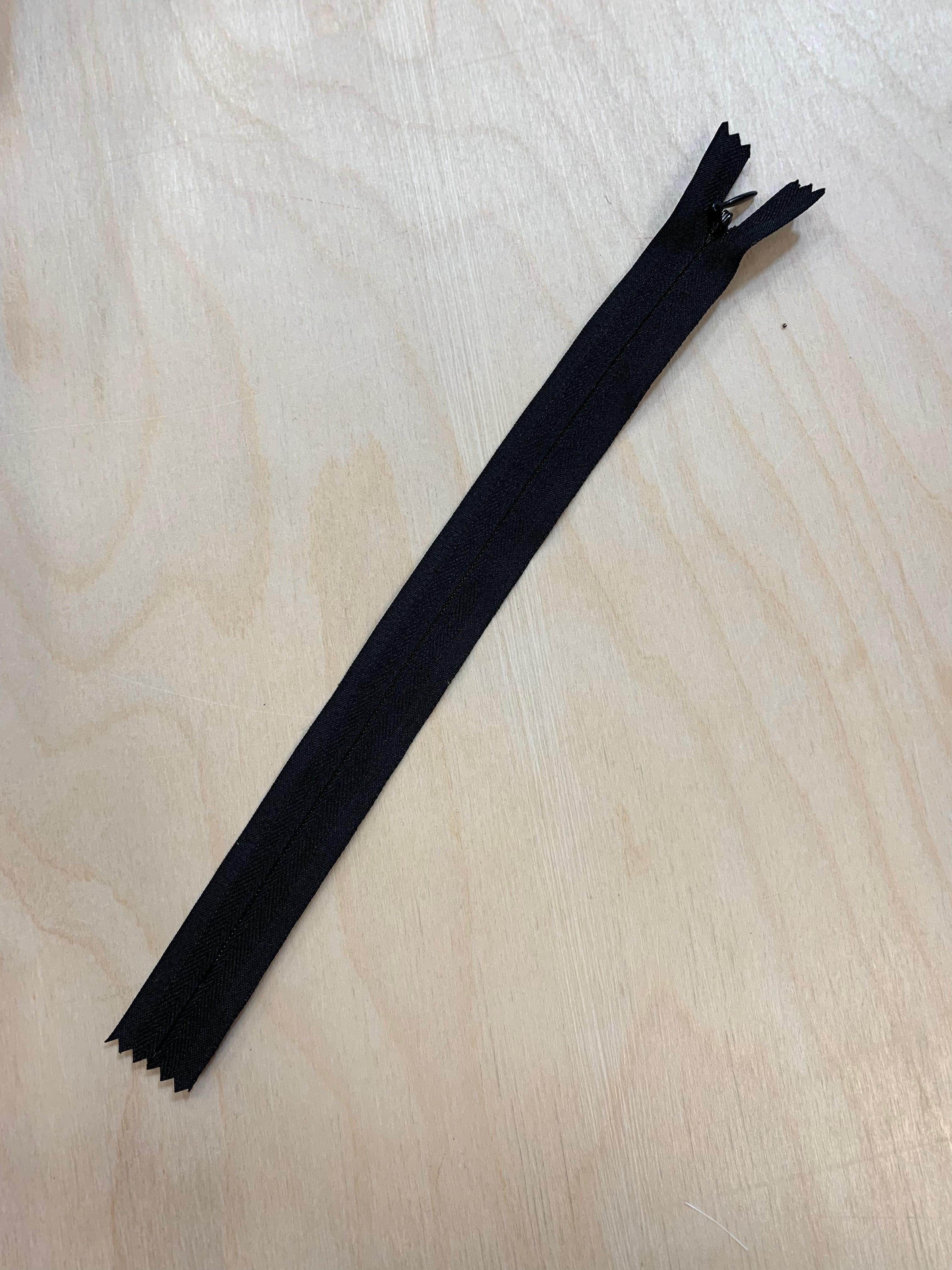 22cm/9inch Invisible/Concealed Zips (Closed -Ended)