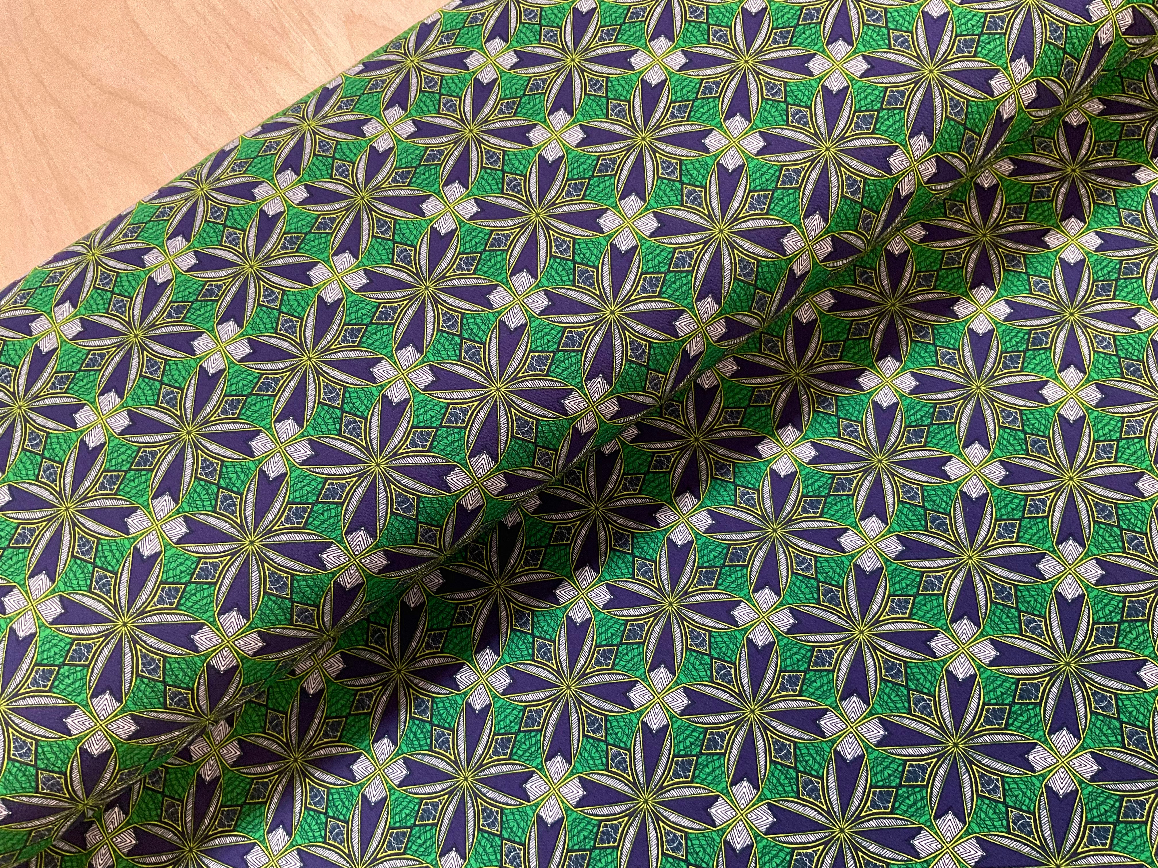Green and Navy Circle Patterned Crepe