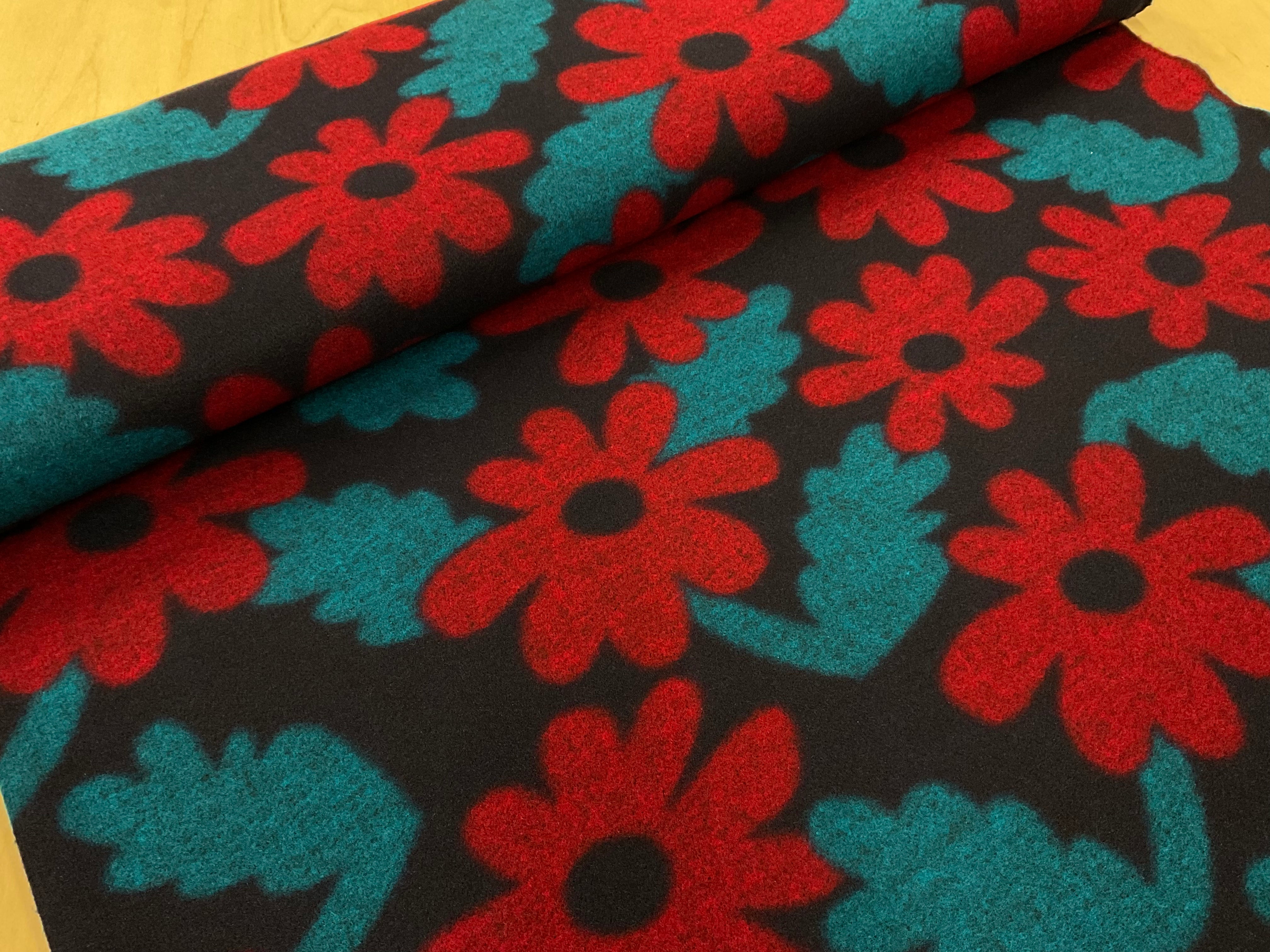 Large Flower Red/Blue Wool Blend