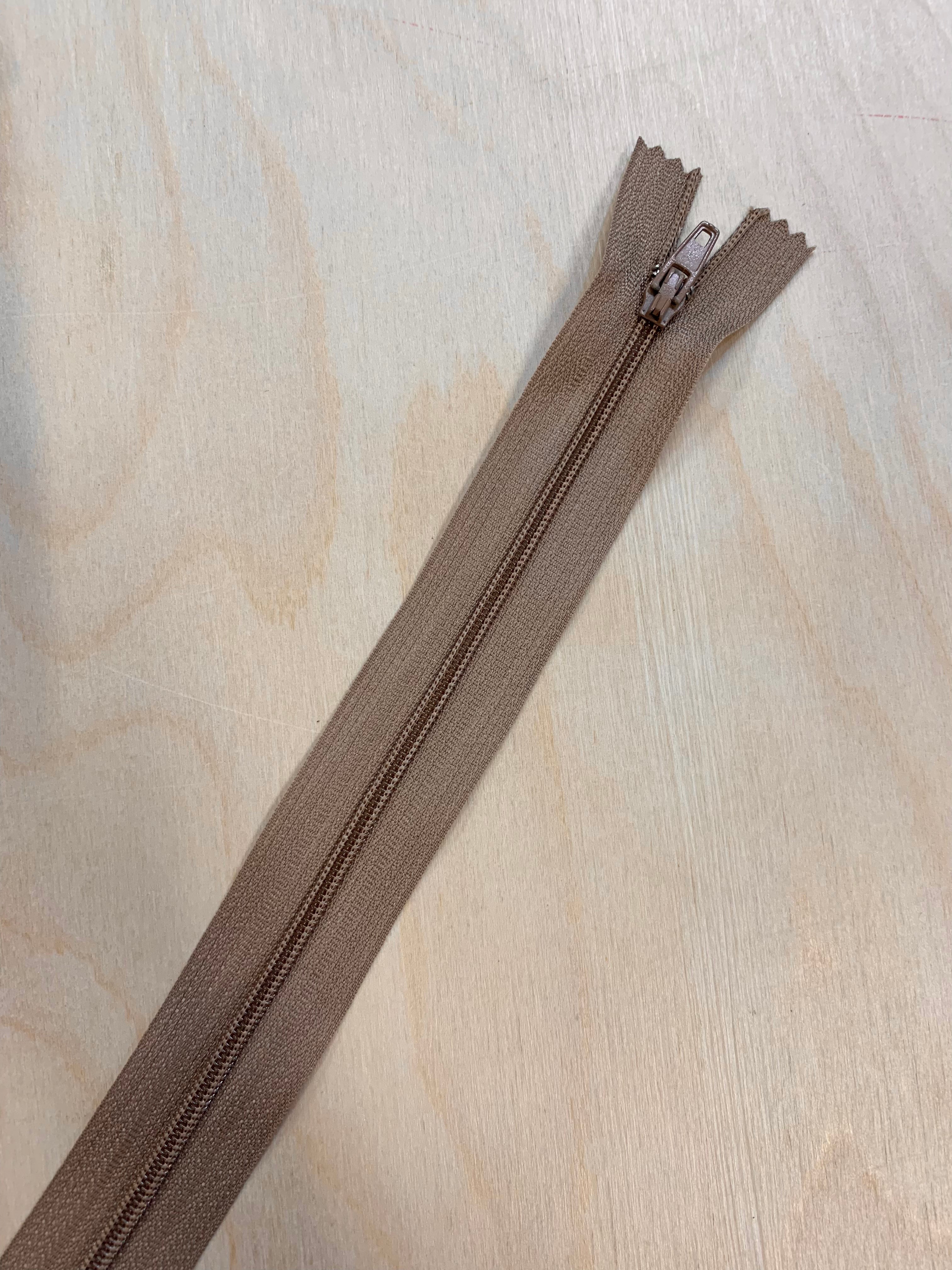 20cm Zips (Closed -Ended)